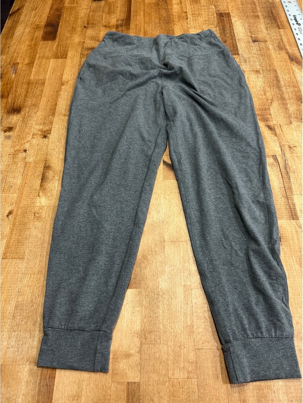 Athletic Gray Medium Jogger Sweatpants with Cuffed Ankles